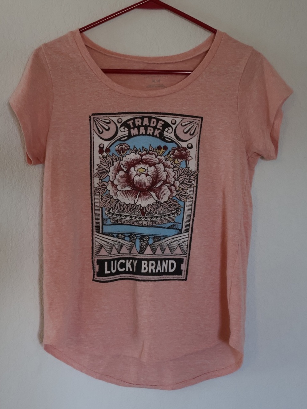 Lucky Brand pink tshirt sz Medium
